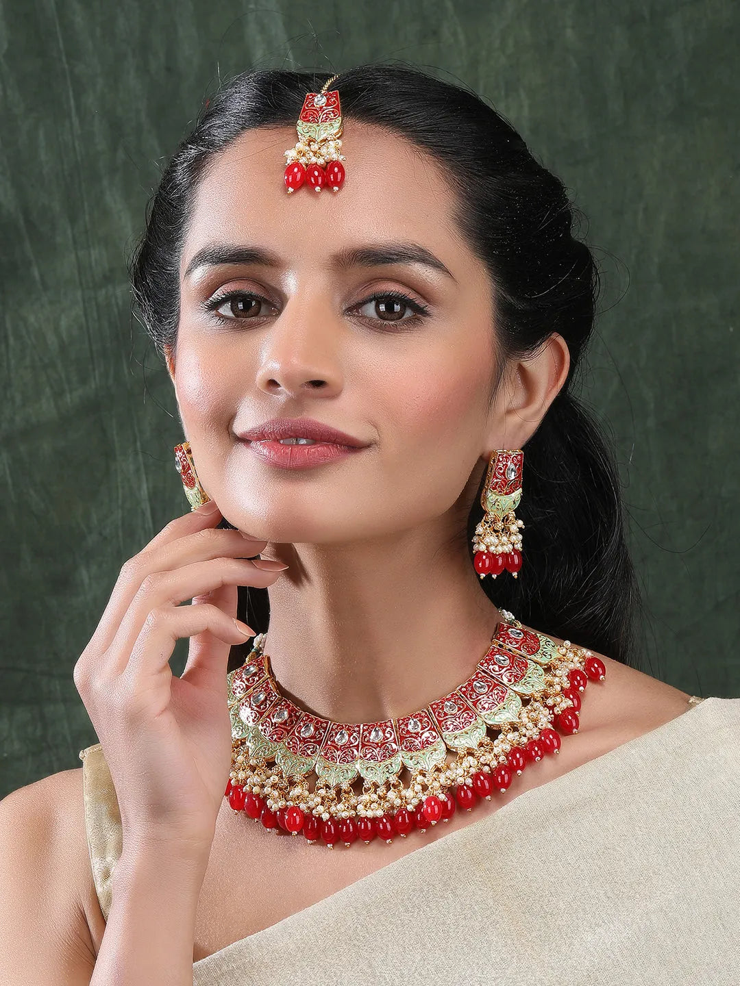 Elegant Kundan Meenakari Necklace - Handcrafted masterpiece featuring intricate designs and vibrant colors. Elevate your style with this stunning piece from StileAdda