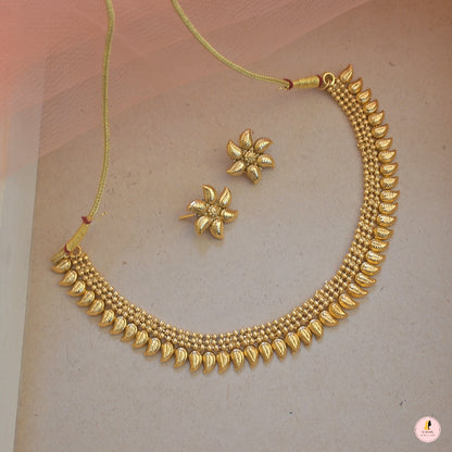 Traditional Simple Copper Gold Plated Choker Necklace