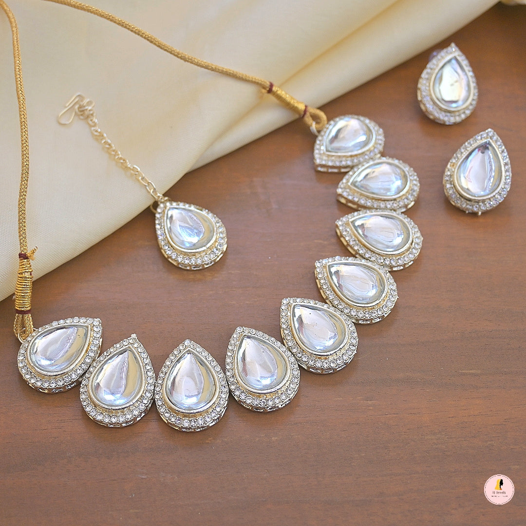 Komal Pandey Inspired Pearl Drop Choker