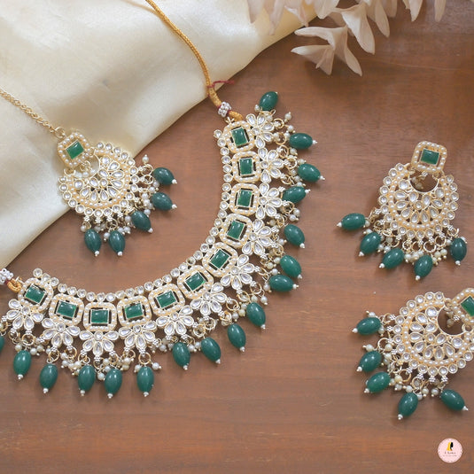 Sejal Kundan &amp; Pearl Necklace Set