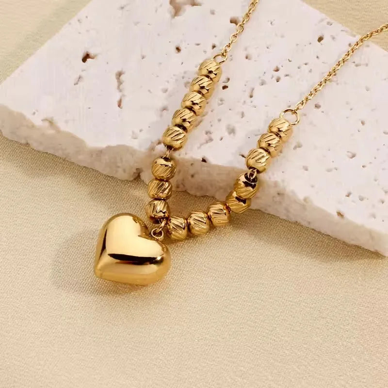 Waterproof Everlasting Love Necklace- 18K Gold Plated Pearly Palace