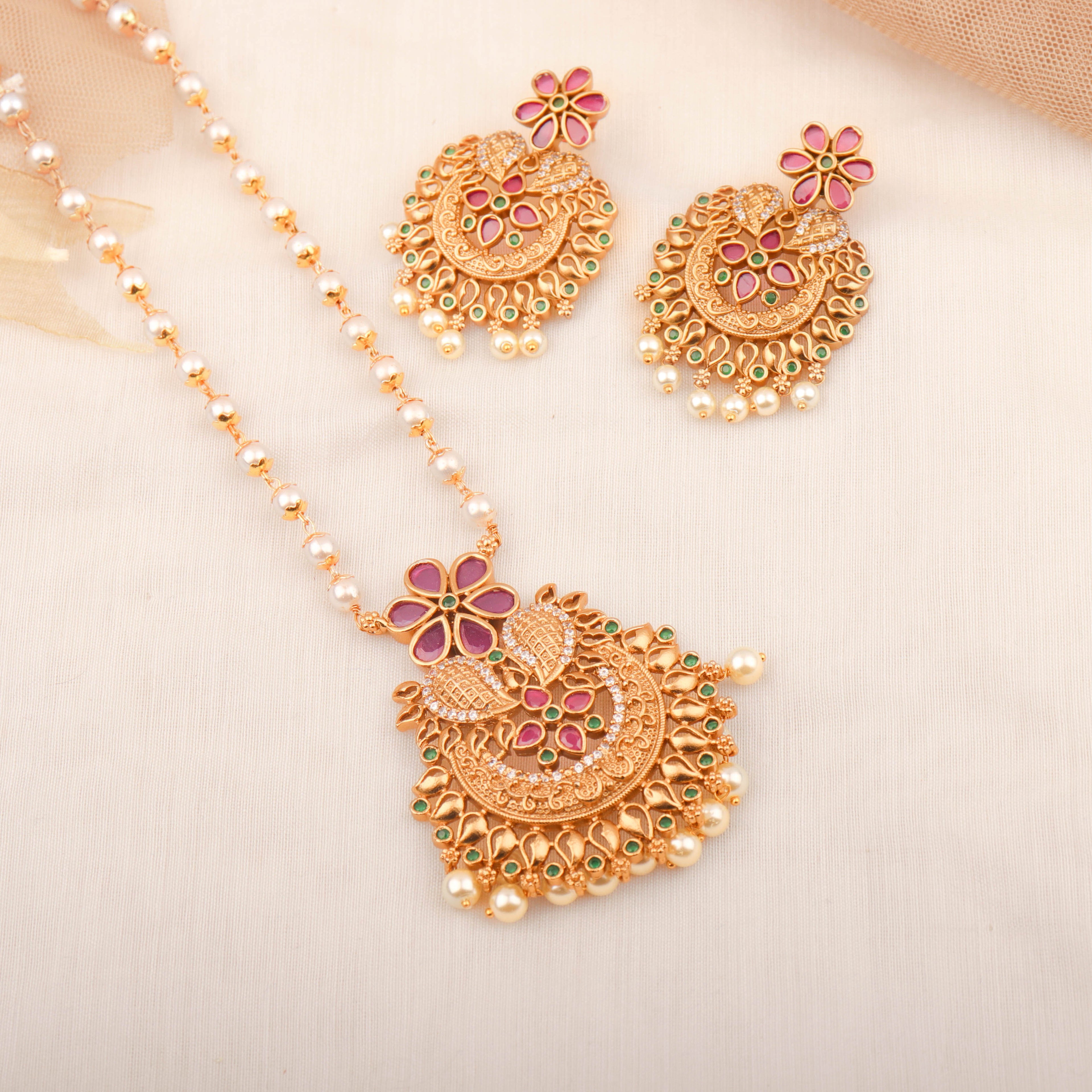 24K Gold Plated Elegant Necklace Set With Pearls And South Indian Pair of Earrings