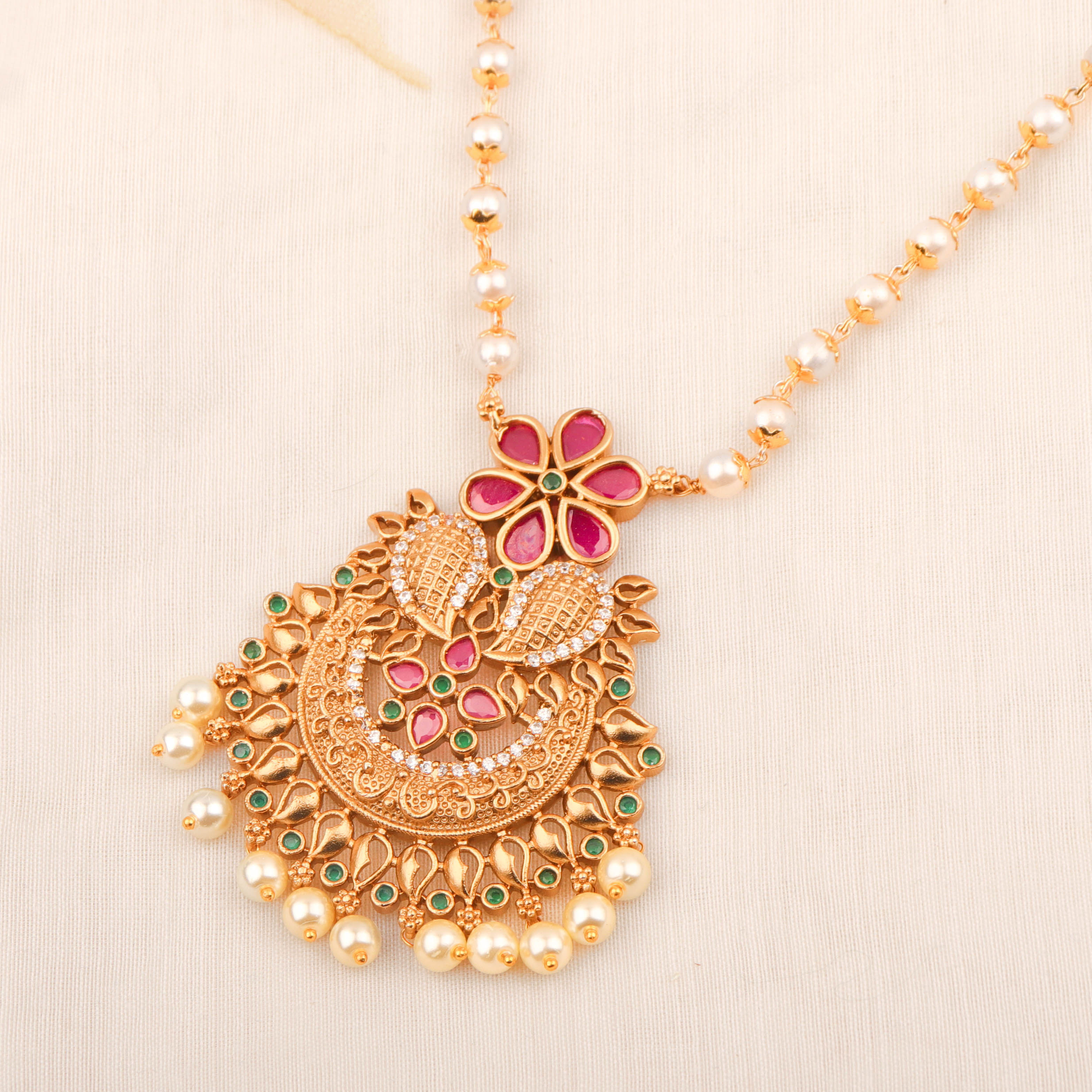 24K Gold Plated Elegant Necklace Set With Pearls And South Indian Pair of Earrings