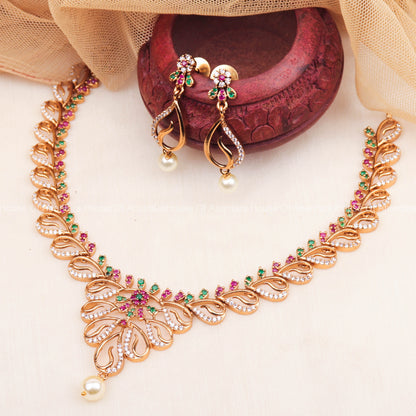 Luxurious 24K Gold Plated Short Necklace With Pair Of Earrings For Women