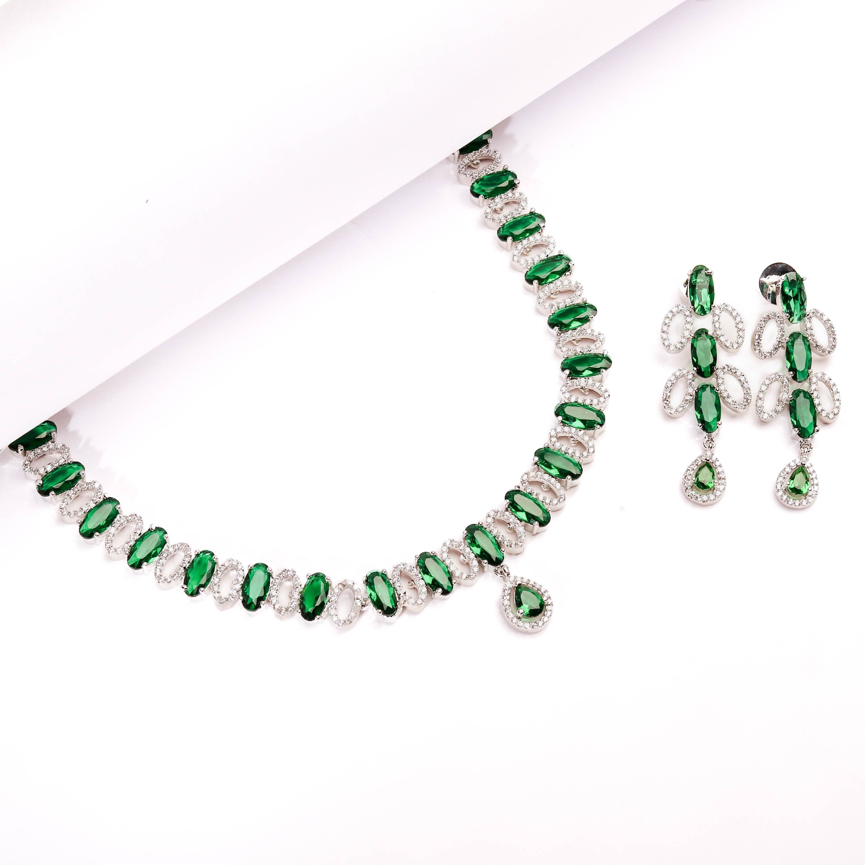 Rhodium Plated Elegant Necklace Set With Emerald Green Stones And Pair Of Earrings