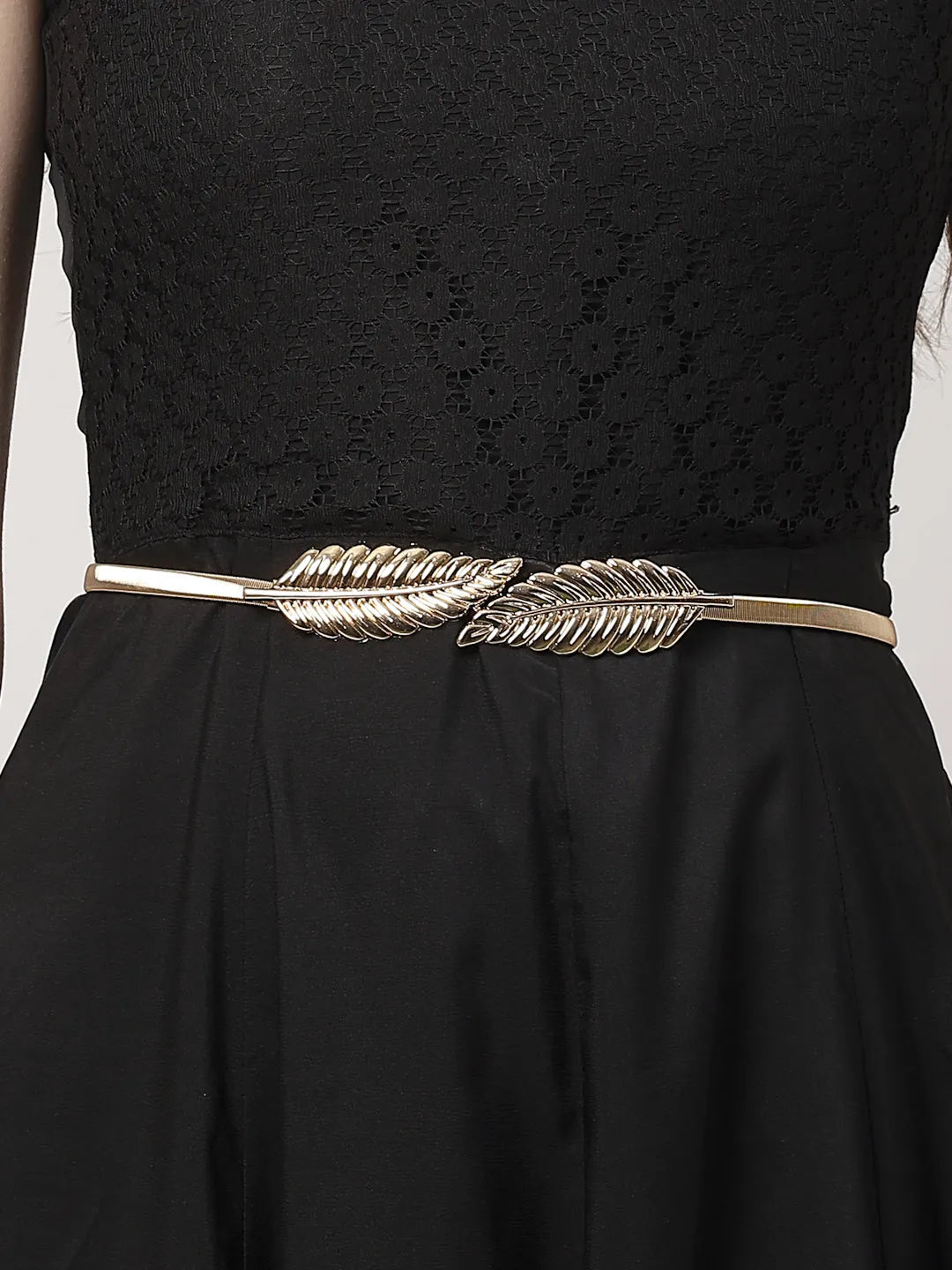 circular gold plated stretchable metal belt