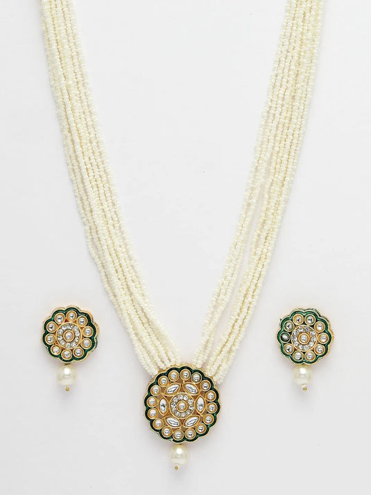 White &amp; Gold-Plated Kundan &amp; Pearl Jewellery Set