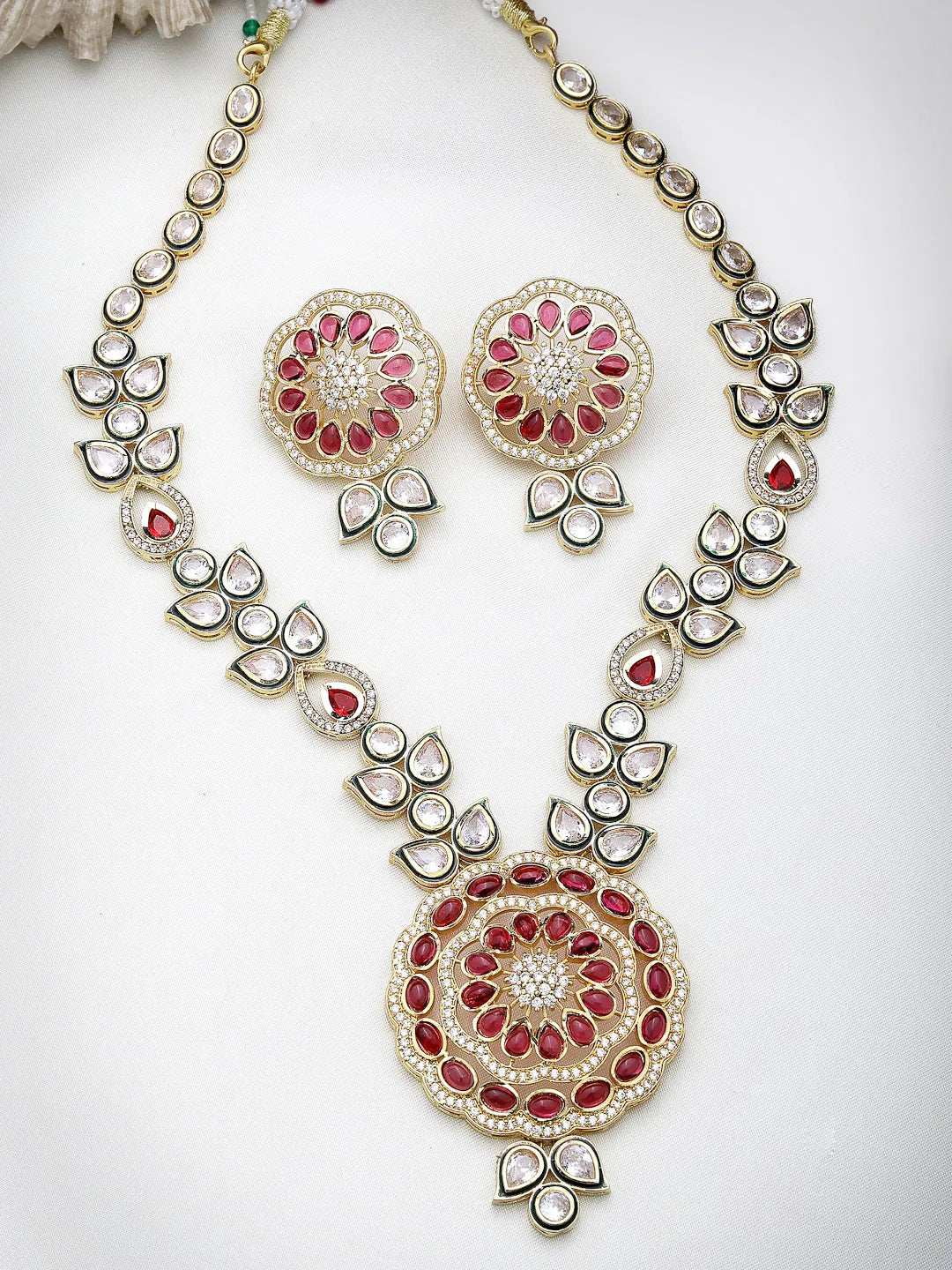 Red &amp; Gold Kundan Studded Handcrafted Jewellery Set