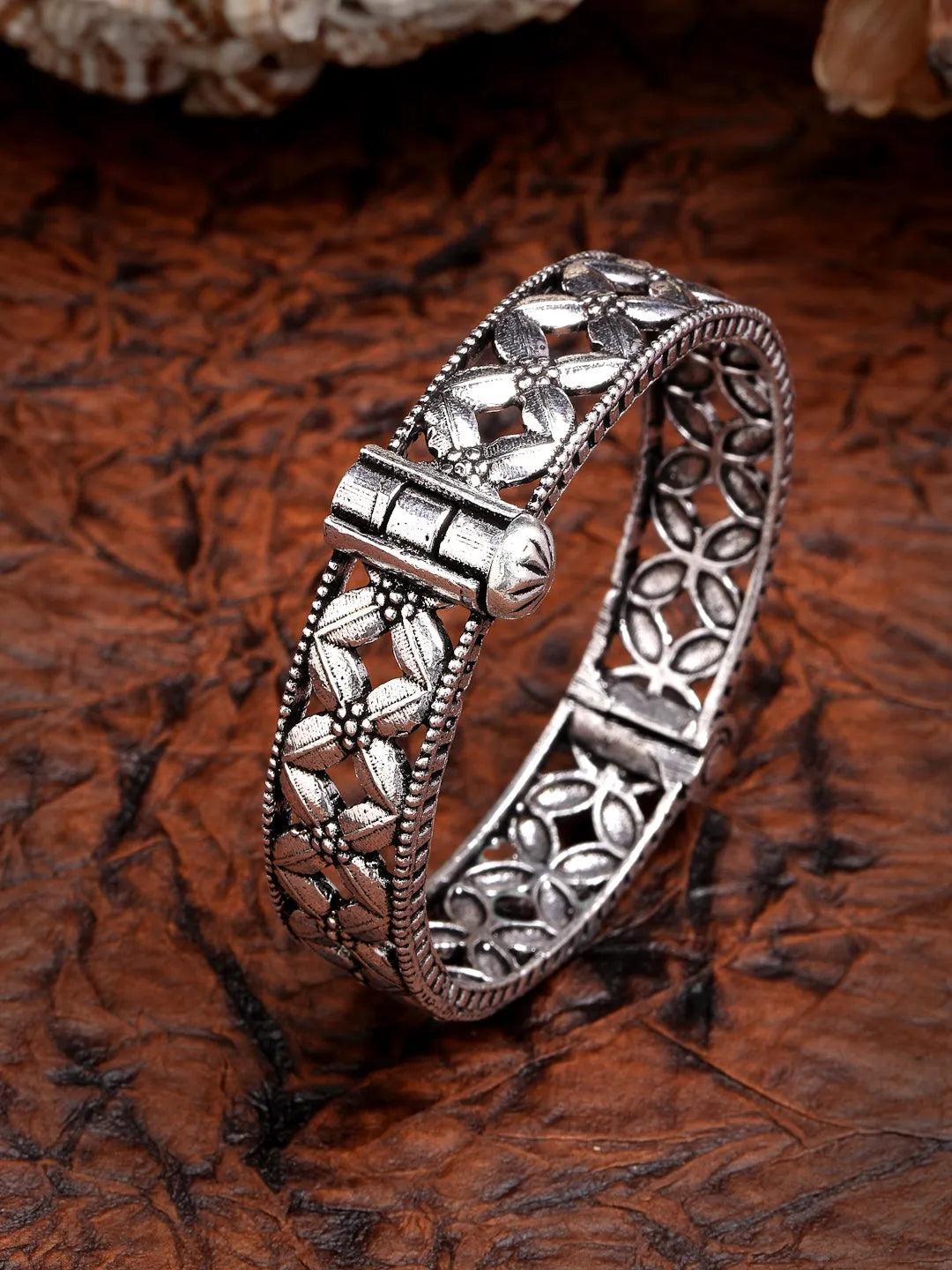 Silver-Toned German Silver Oxidised Kada Bangle