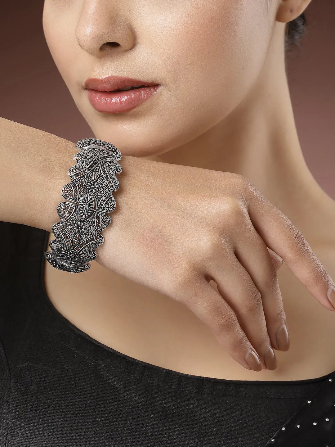 Silver-Toned German Silver Oxidised Kada Bangle