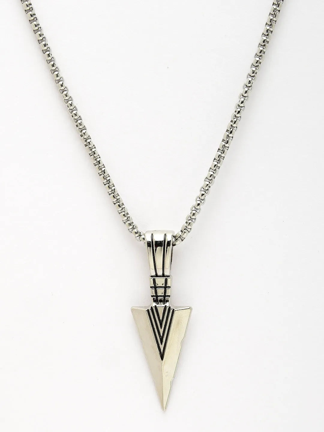 Men Silver-Plated Arrow-Shaped Pendant With Chain