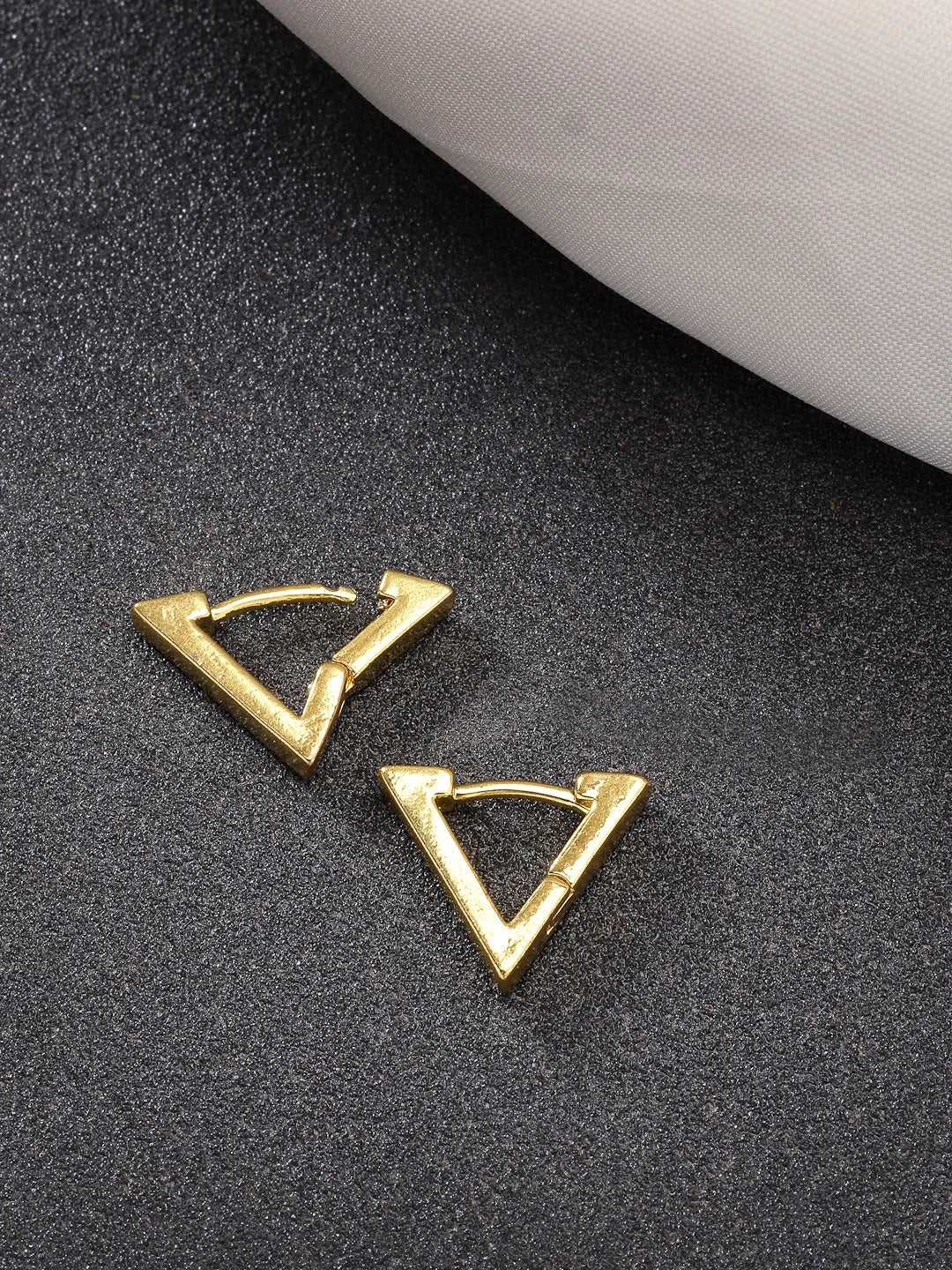 Men Gold-Plated Geometric Shape Stainless Steel Studs Earring