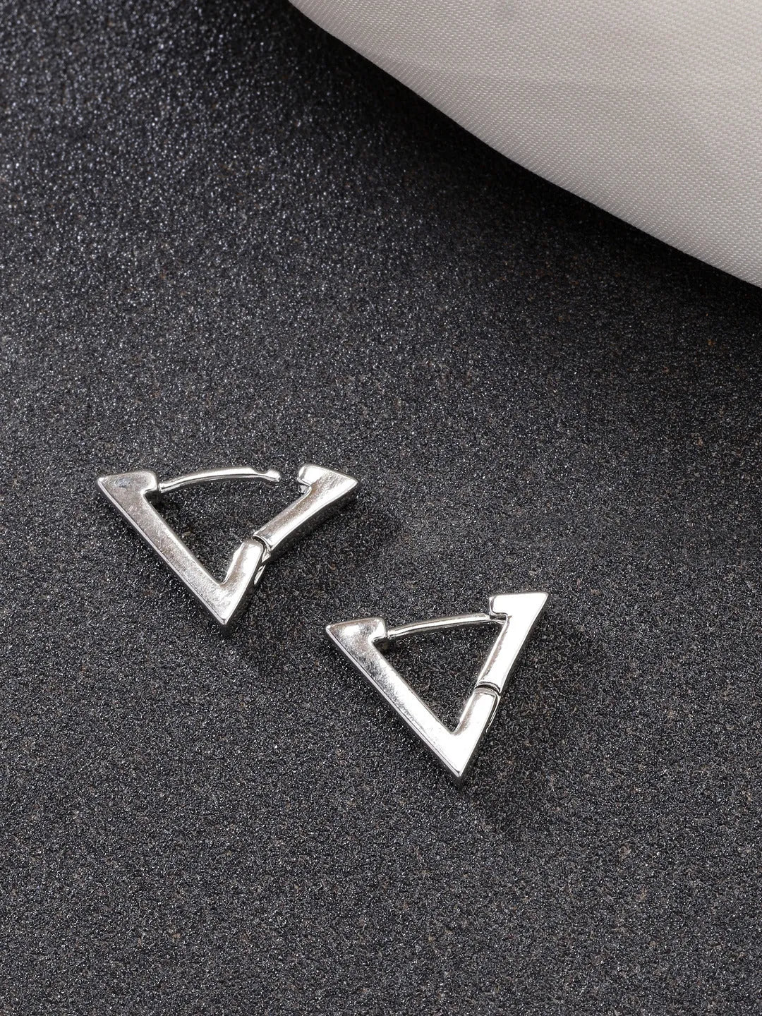 Men Silver-Plated Geometric Shape Stainless Steel Studs Earring