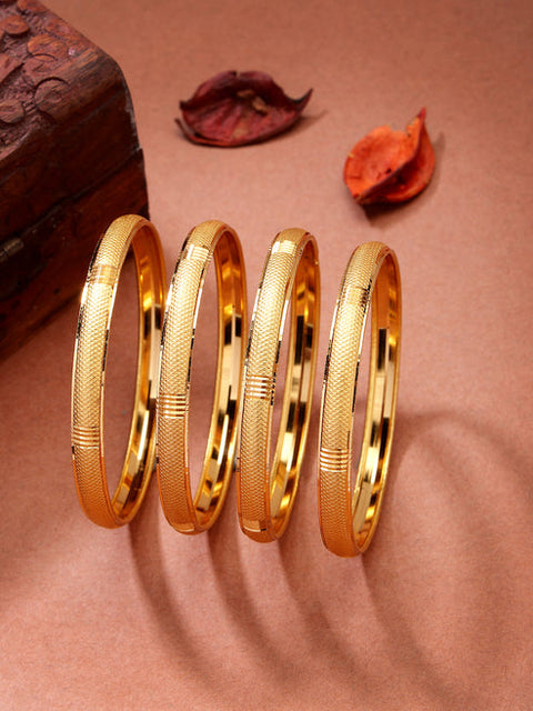 Women's Set of 4 Gold-Plated Traditional Bangles