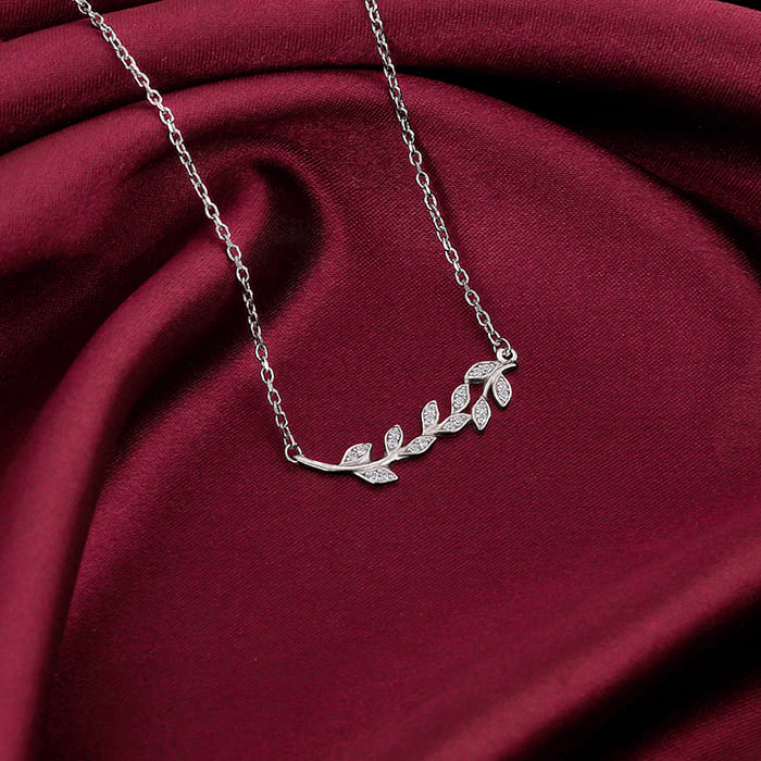 925 Sterling Silver Leaf Necklace