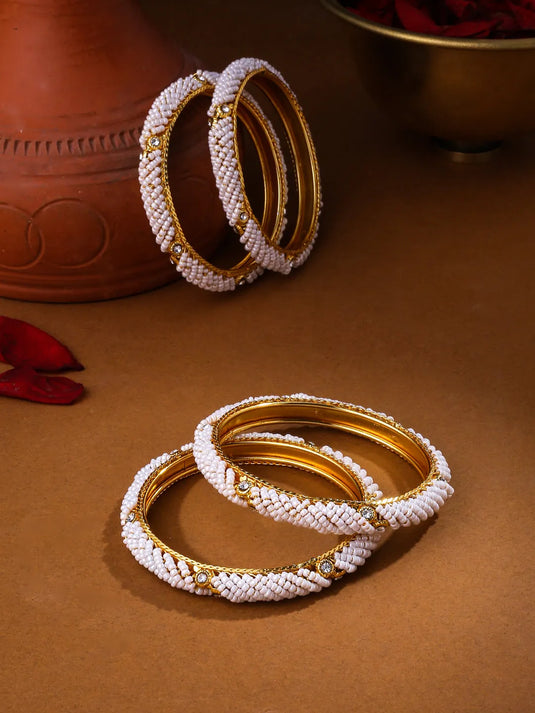 Set of 4 Pearl studded Bangles