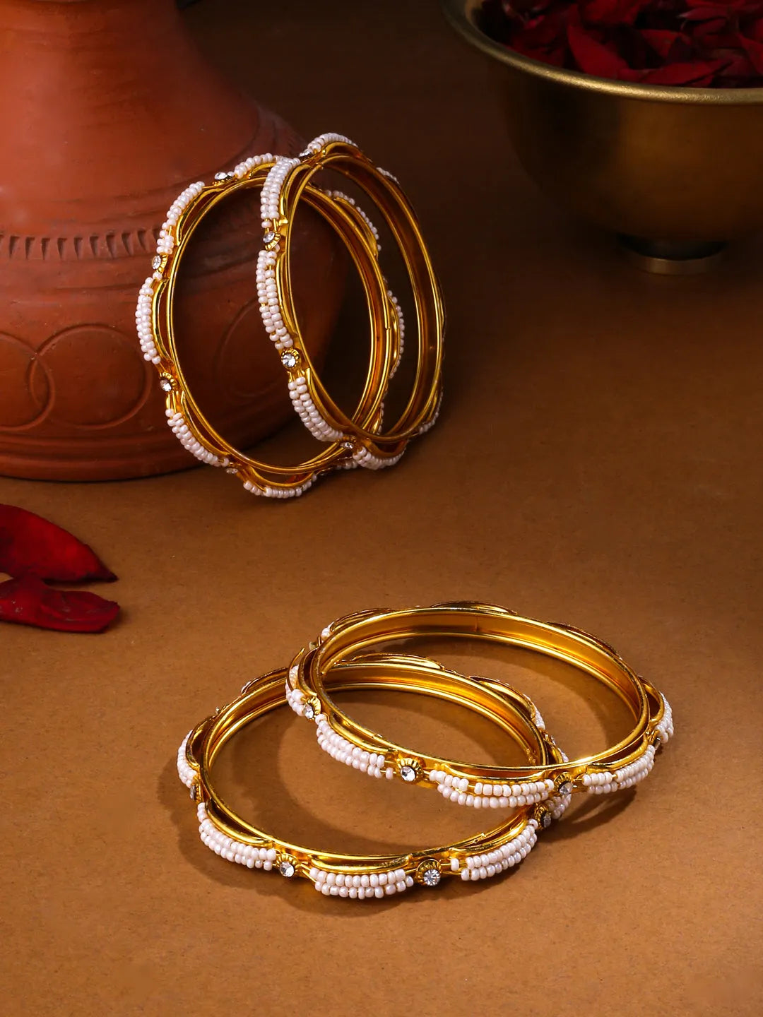 Set of 4 Pearl studded Bangles