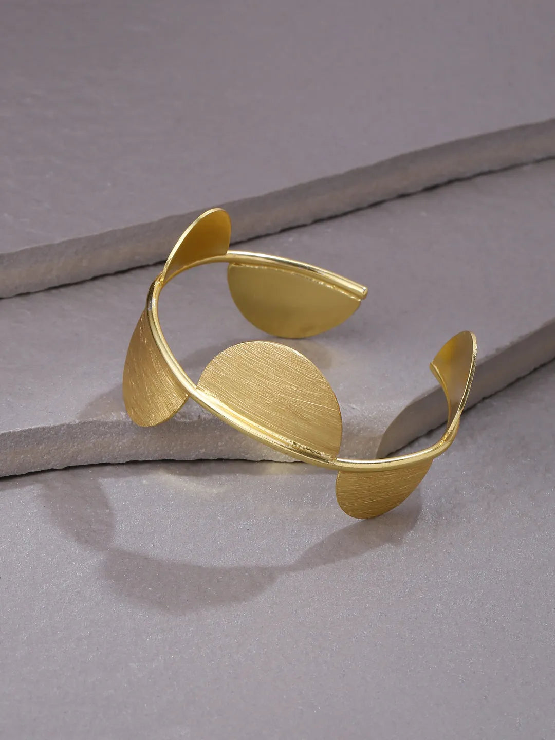 gold plated adjusted kada bracelet