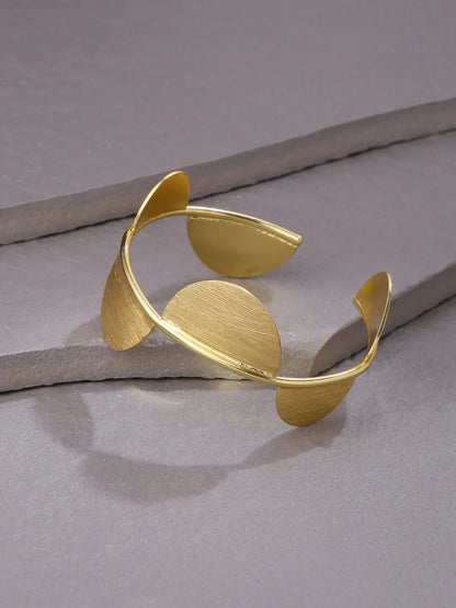 gold plated adjusted kada bracelet