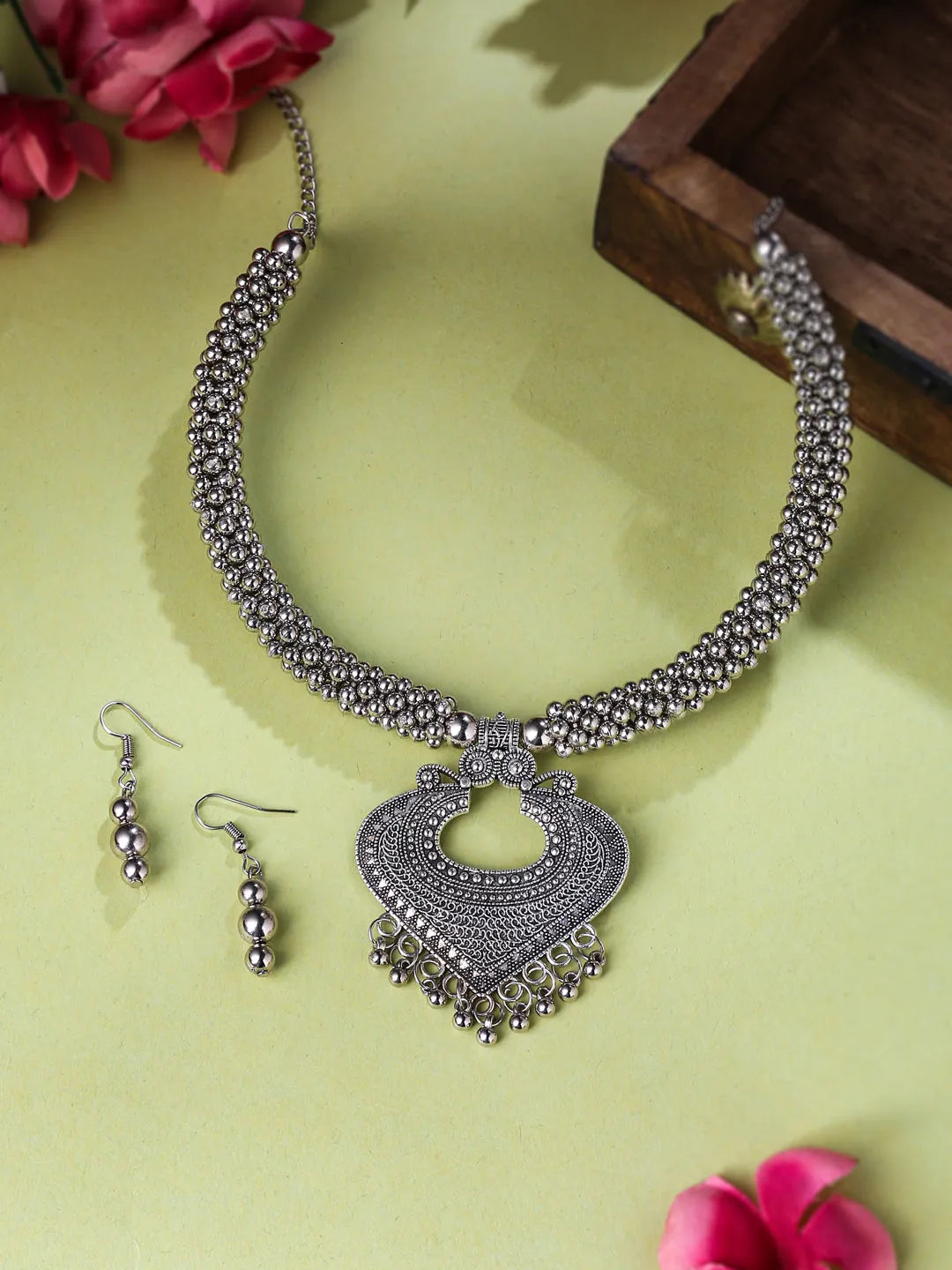 Silver Toned Oxidised Jewellery Set