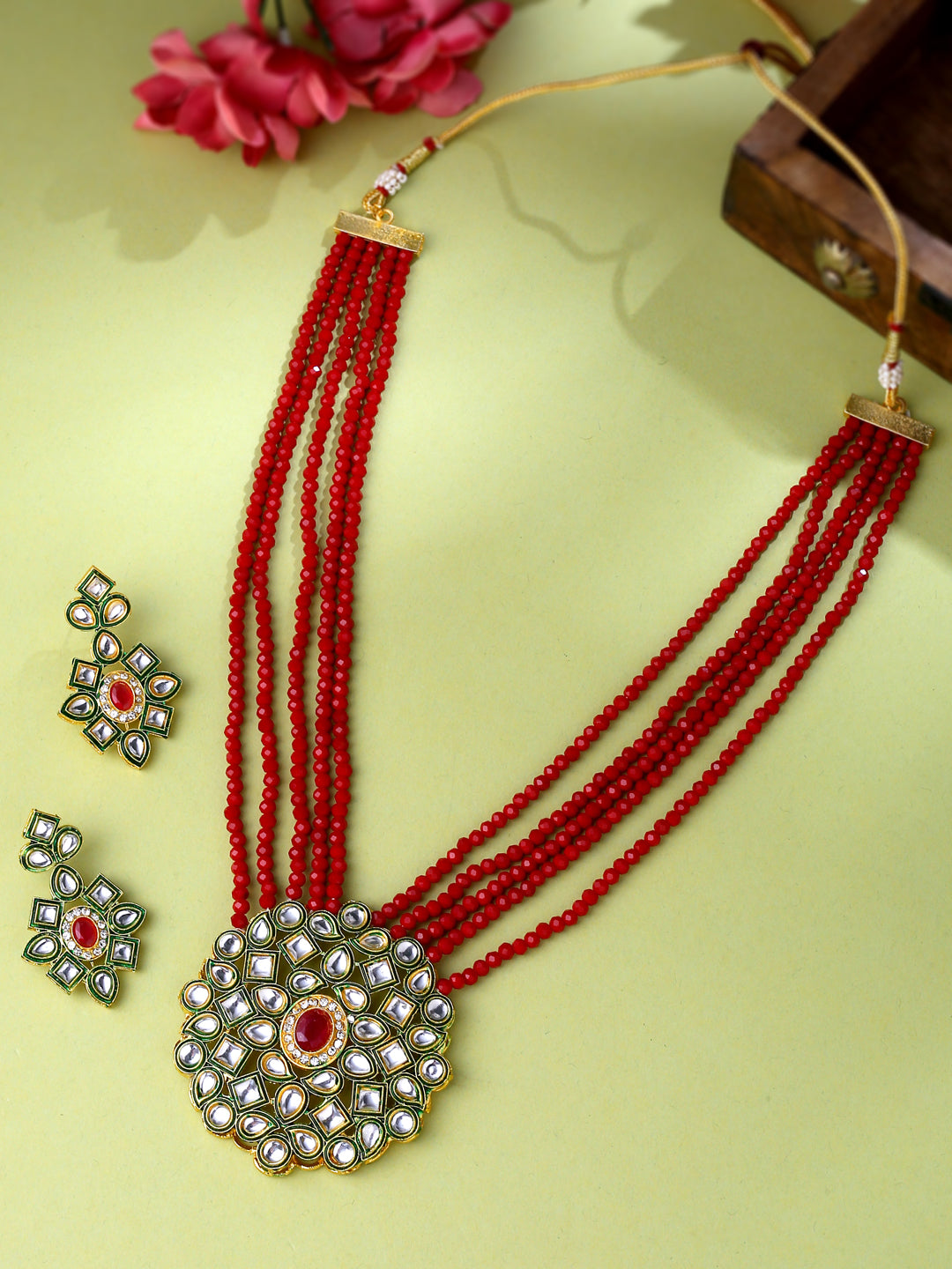 Gold Plated Kundan Studded Jewellery Set