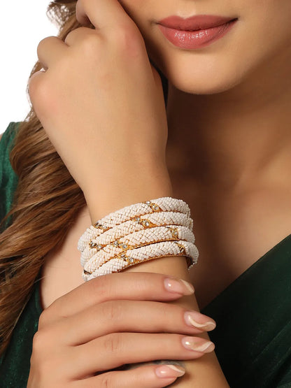 Set of 4 Pearl studded Bangles