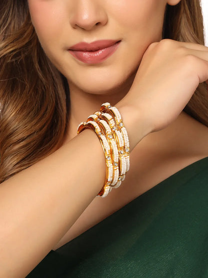 Set of 4 Pearl studded Bangles