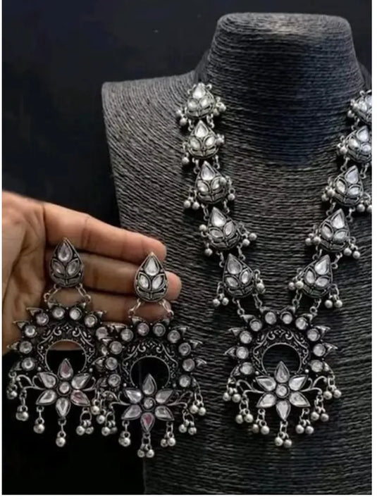 Women Silver- Toned &amp; Mirror Studded Jewellery Set Samridhi DC