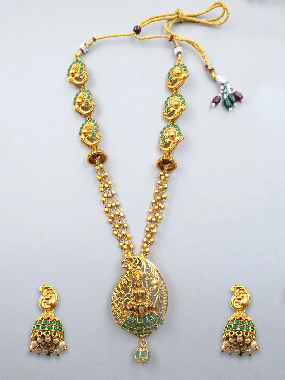 Luxurious Green Kemp Paan Pendant Set