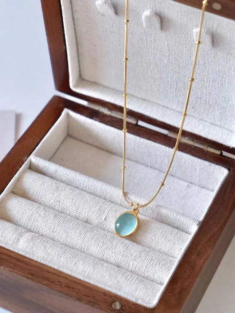 Oval Aquamarine Pendant Necklace