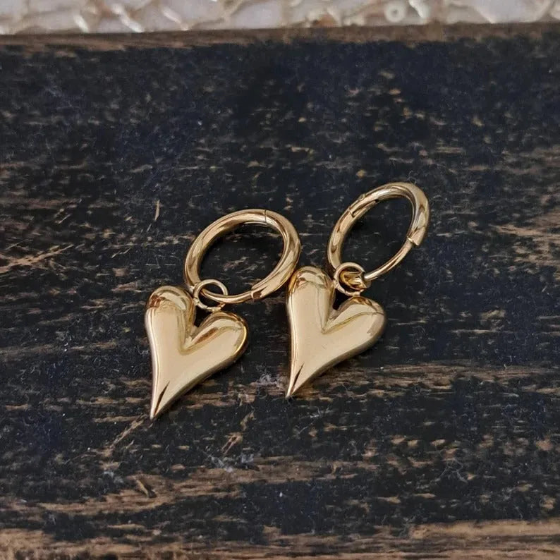 18K Waterproof &amp; Antitarnish Gold Heart Meadow Earrings Pearly Palace