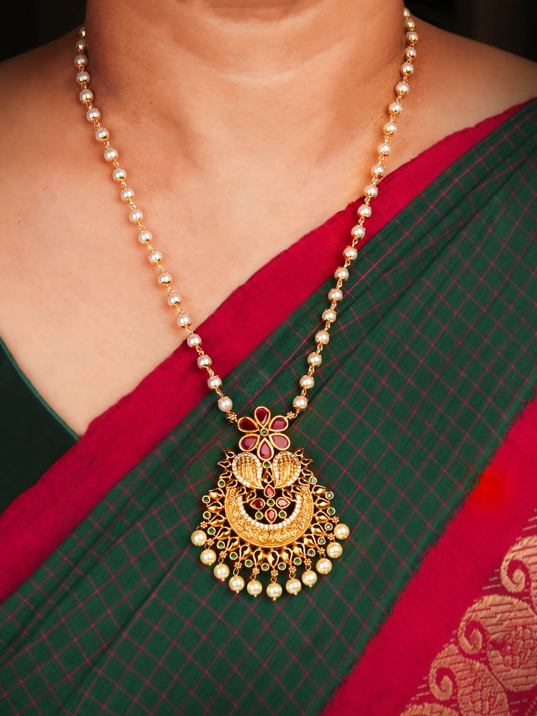 24K Gold Plated Elegant Necklace Set With Pearls And South Indian Pair of Earrings