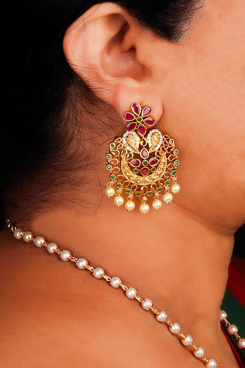 24K Gold Plated Elegant Necklace Set With Pearls And South Indian Pair of Earrings