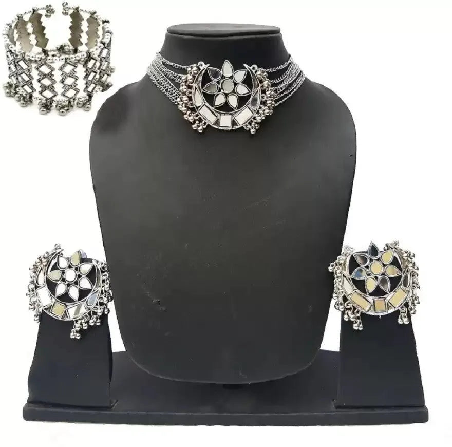 Beautiful Necklace Set