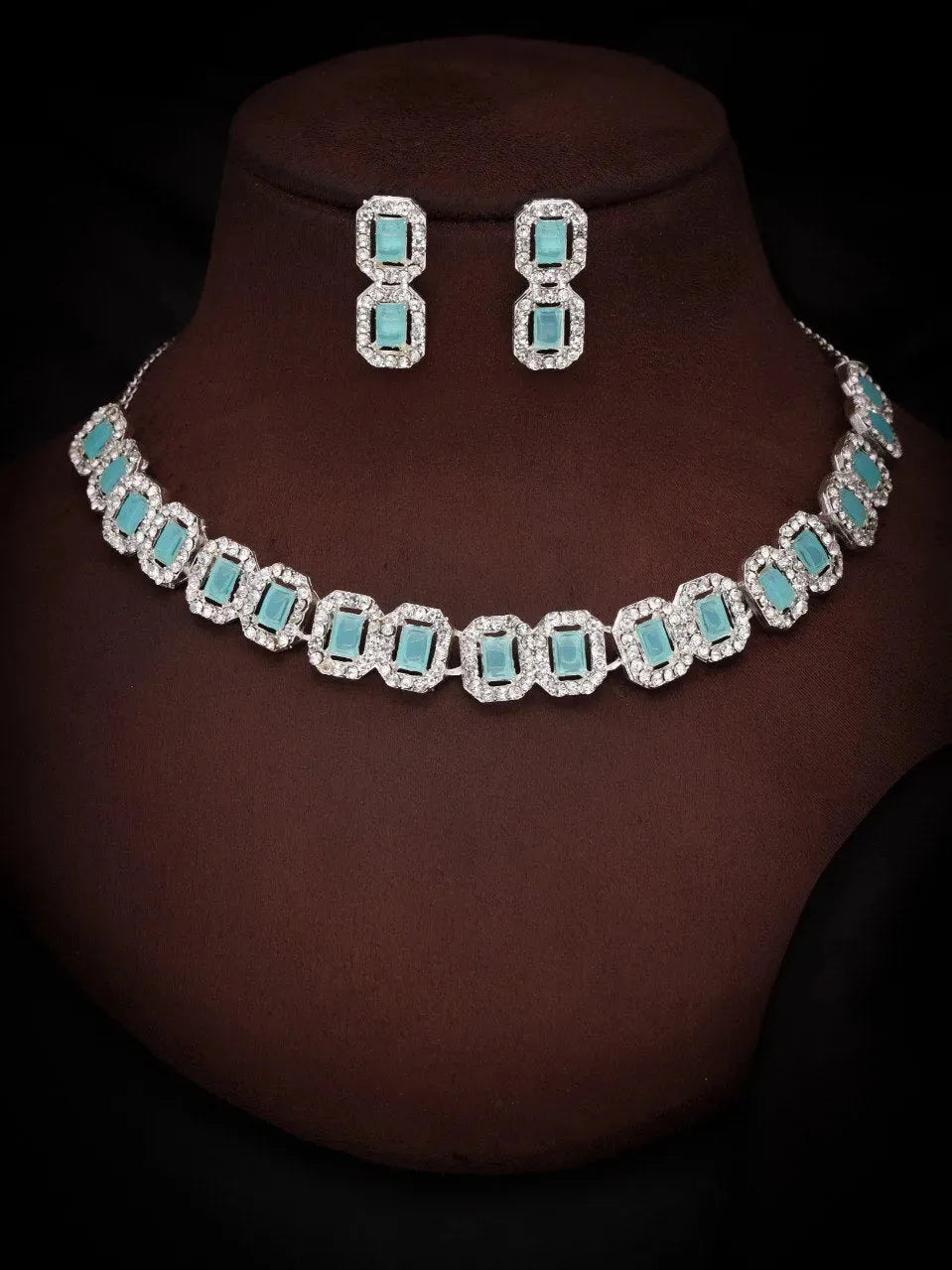 latest necklace Set