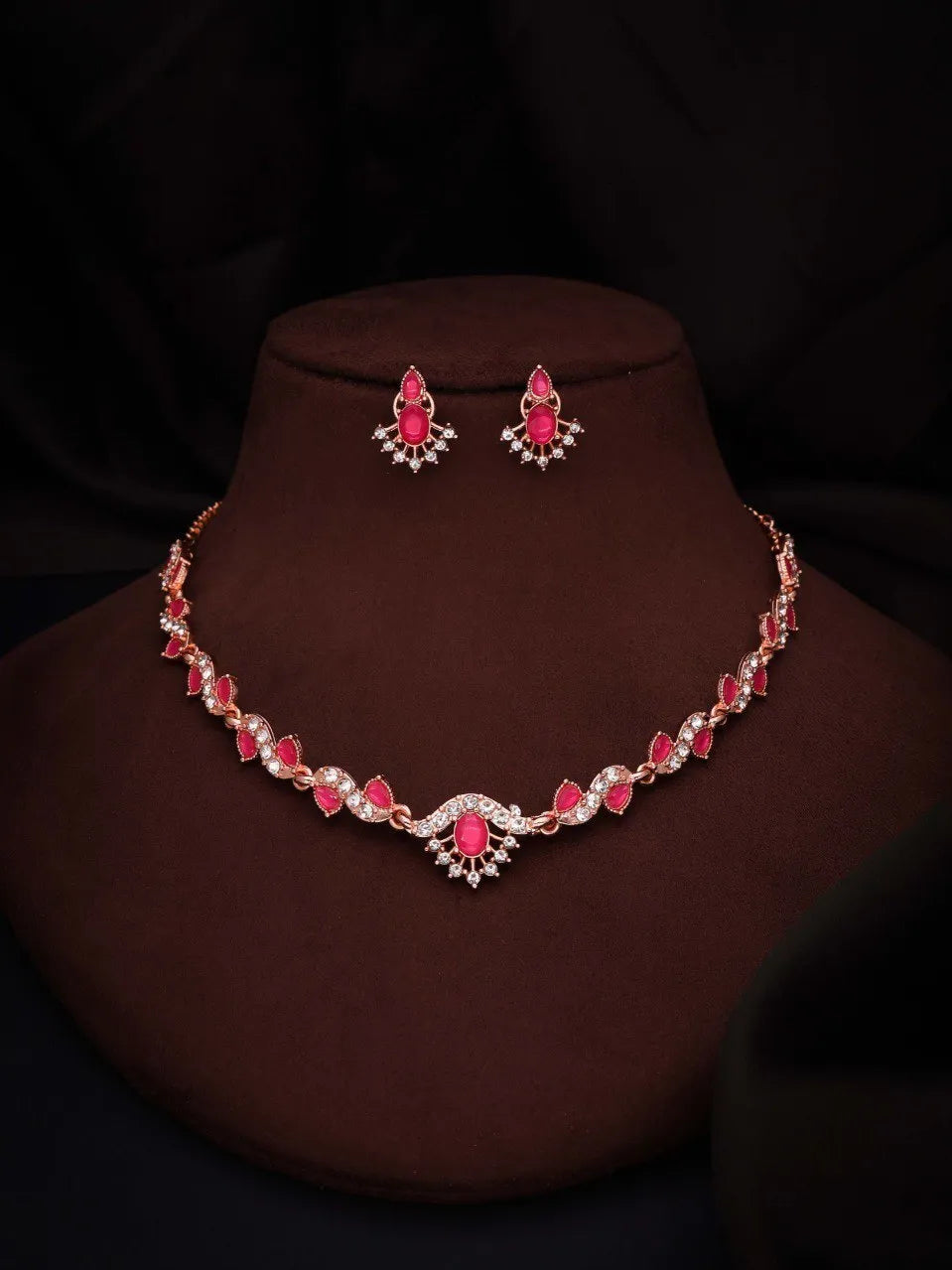 latest necklace Set