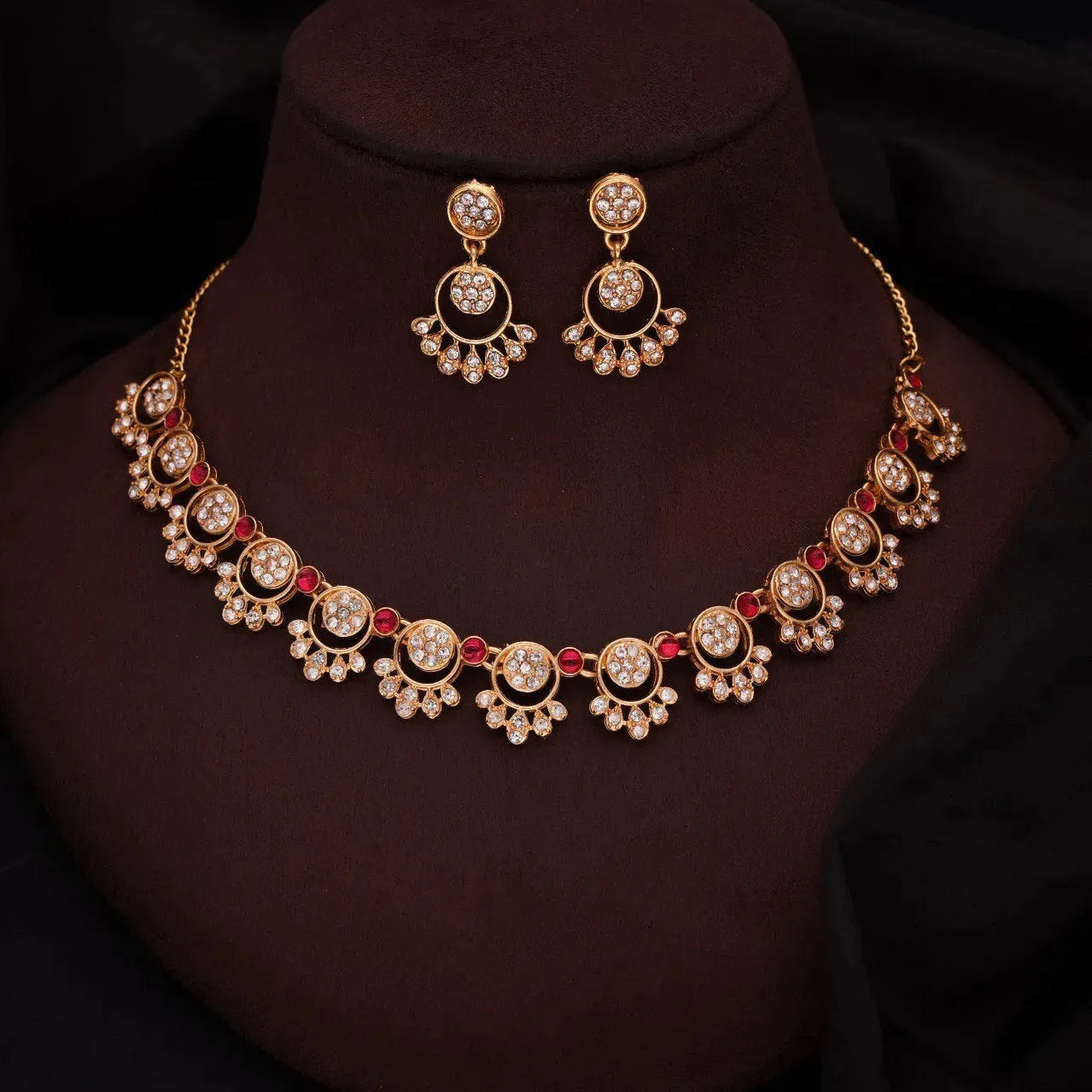 latest necklace Set