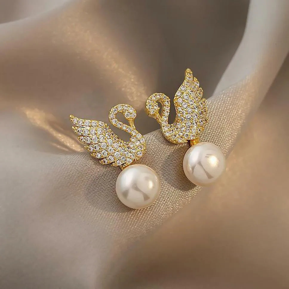 New Trendy Exclusive Korean Style Stone Décor Duck &amp; Drop Pearl Décor Earrings Cubic Zirconia, Pearl Alloy Earring Set - Pair Of 1 Destiny Jewels